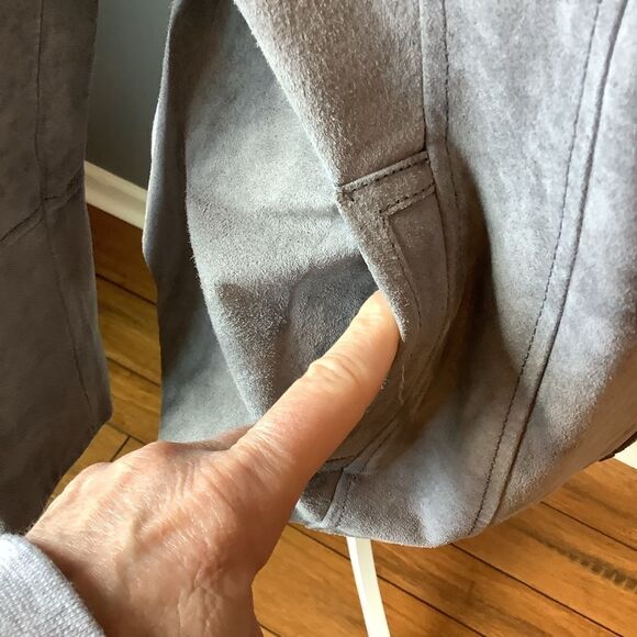 Isaac Mizrahi Gray Suede Leather Jacket 🧥 🩶❤️🩶 - Picture 8 of 9